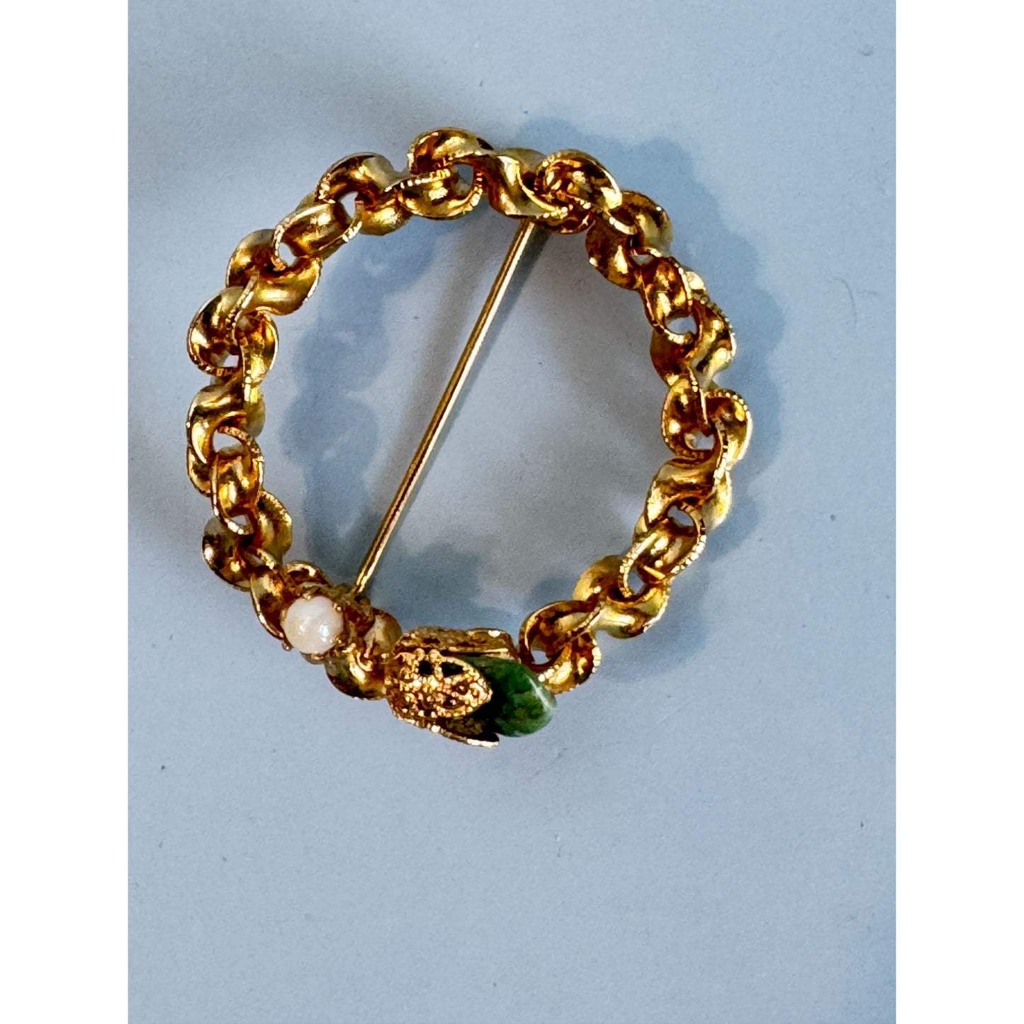 Vintage Karu Arke Inc. Genuine Jade & Cultured Pearl Gold-Tone Circle Brooch