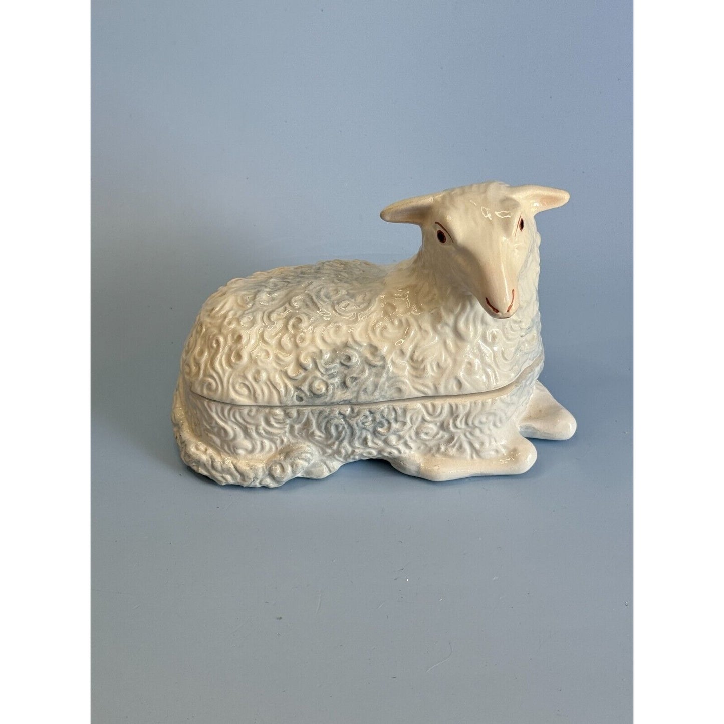 Italy Mildred R Mottahedeh Blue/White Lamp/Sheep Porcelain Box HTF 6" x 3"