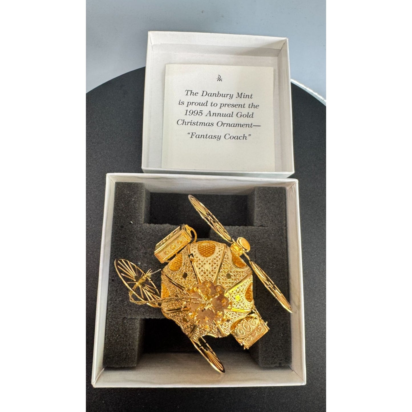 Danbury Mint 1995 Annual Gold Christmas Ornament Fantasy Coach With Box