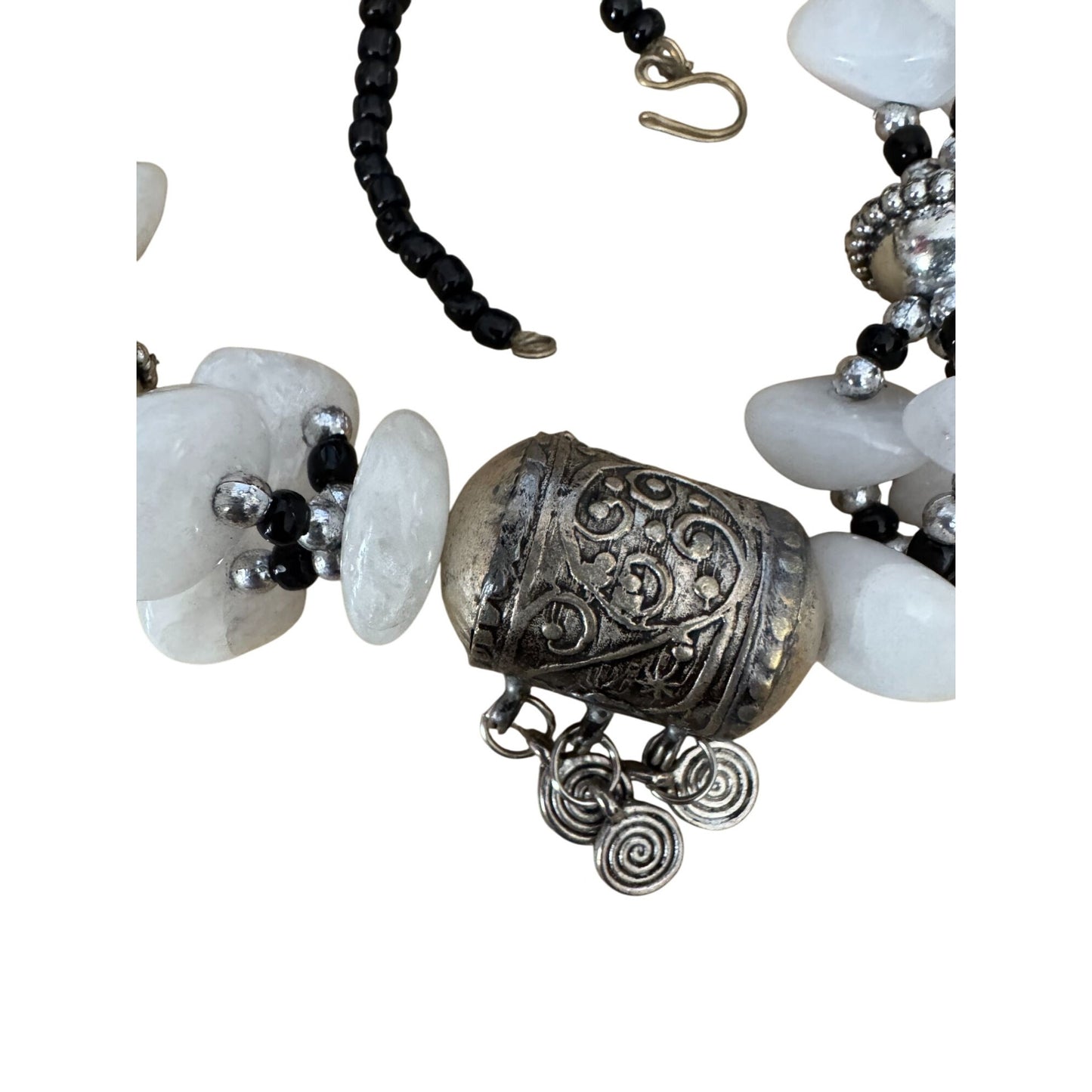 White Jade & Onyx Beaded Tibetan Necklace With Silver-Plated Pendant 21"