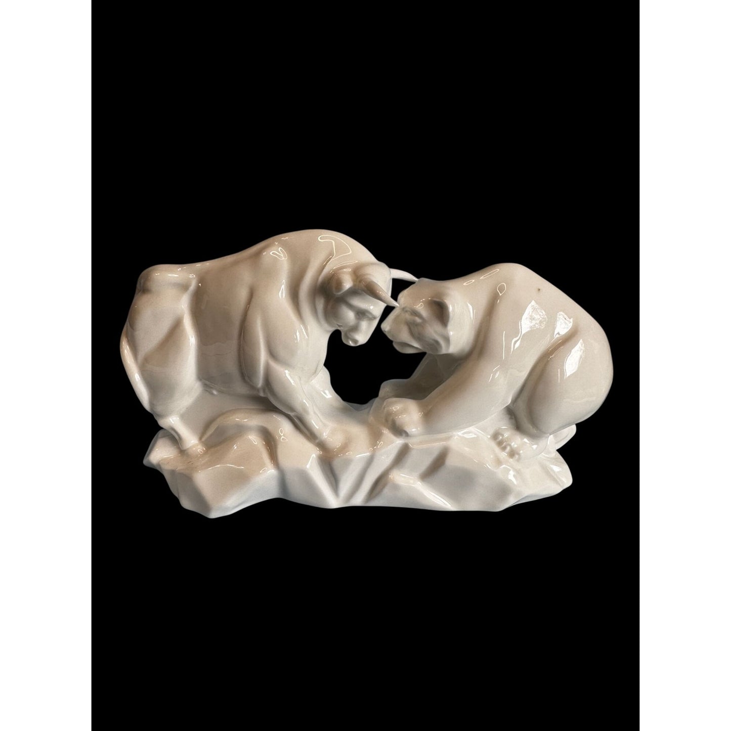 Wedgwood Bull & Bear Figurine Bone China White England 1999