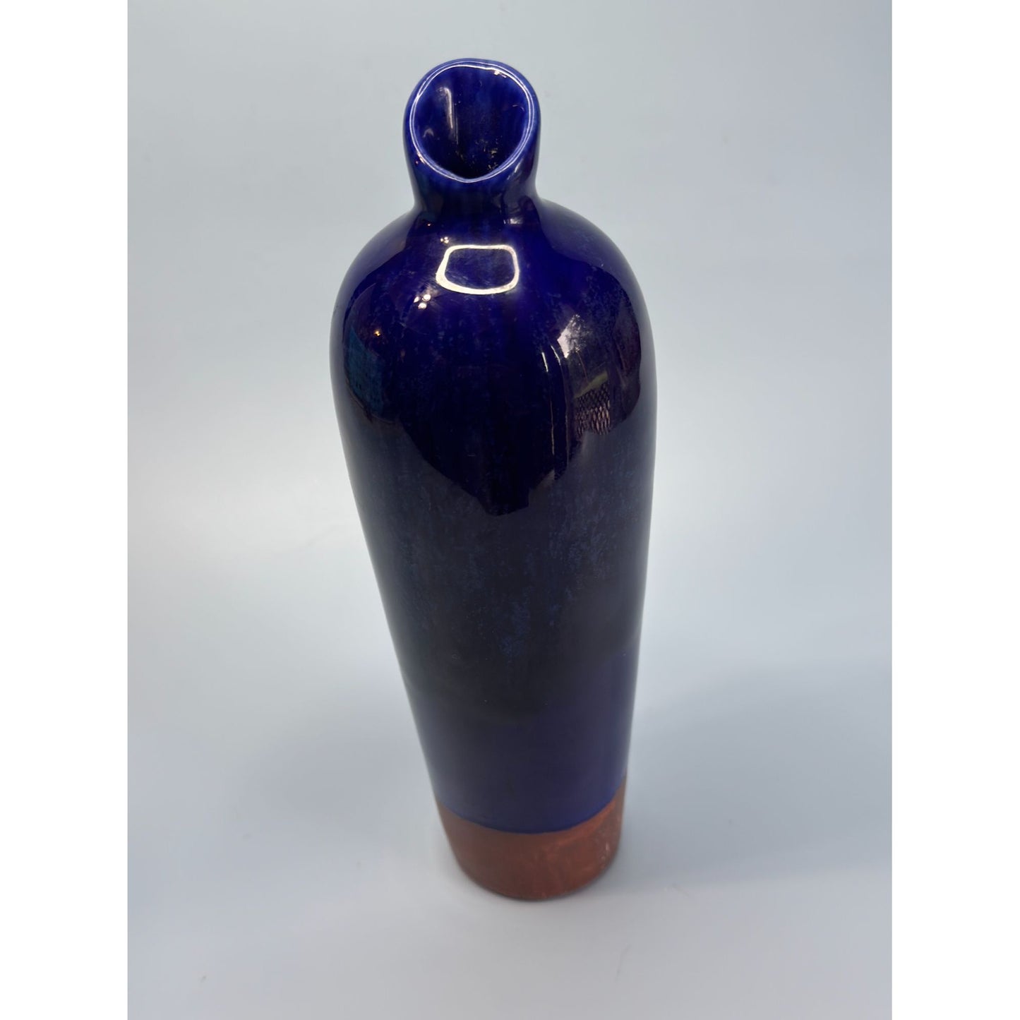 MCM Designer Vase By Sablo Machini 8.25" Tall Blue & Slag Clay Bottom