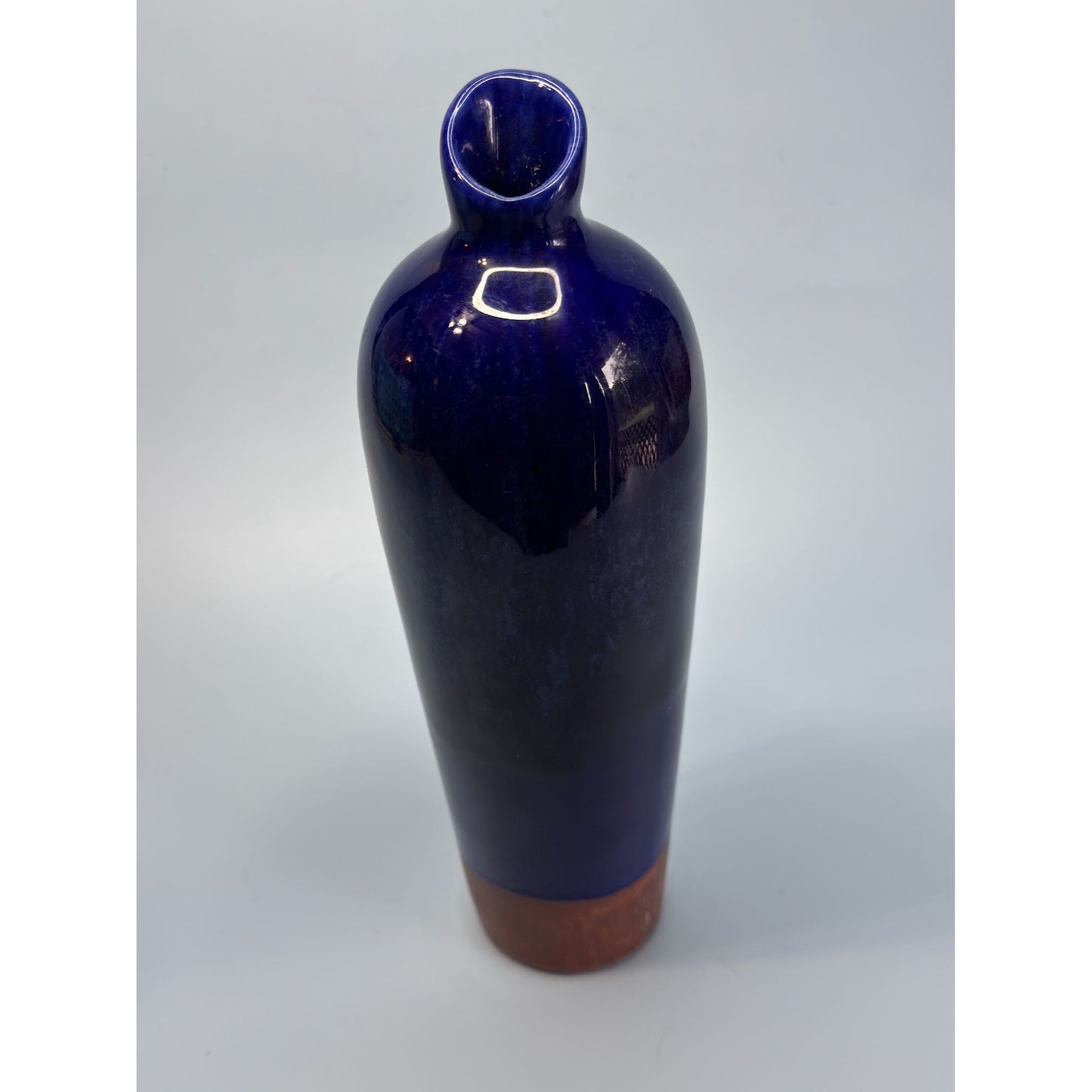 MCM Designer Vase By Sablo Machini 8.25" Tall Blue & Slag Clay Bottom