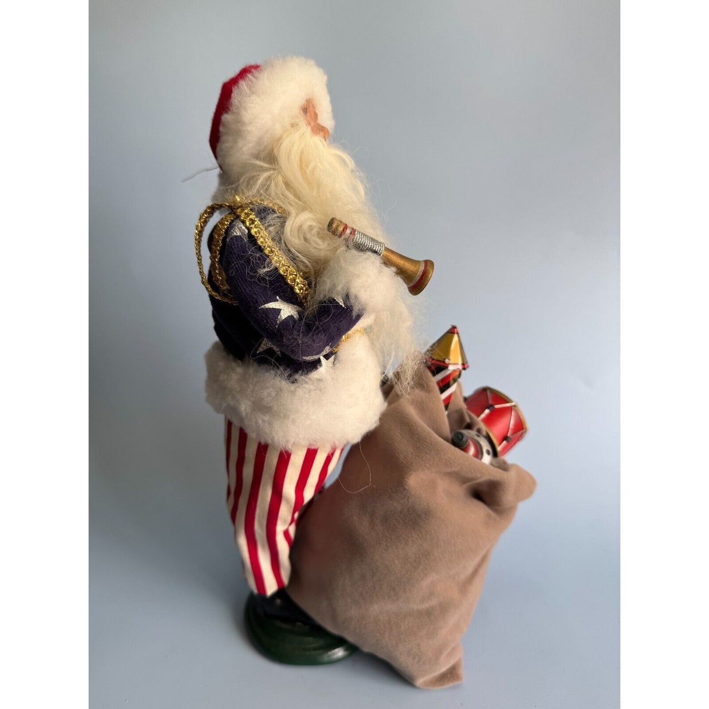 Byers Choice Patriotic Santa Claus With Bag Of Toys 2002 13" Collectible Christmas Figurine