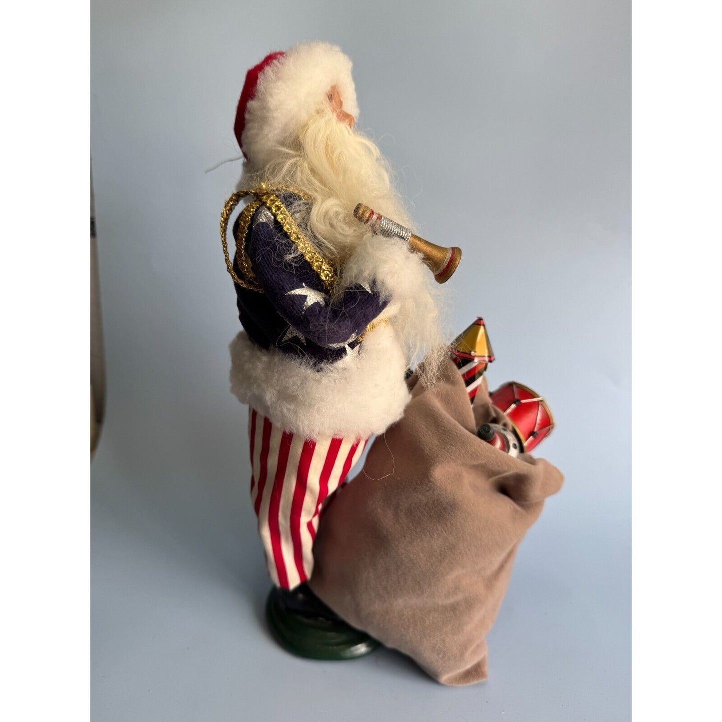 Byers Choice Patriotic Santa Claus With Bag Of Toys 2002 13" Collectible Christmas Figurine