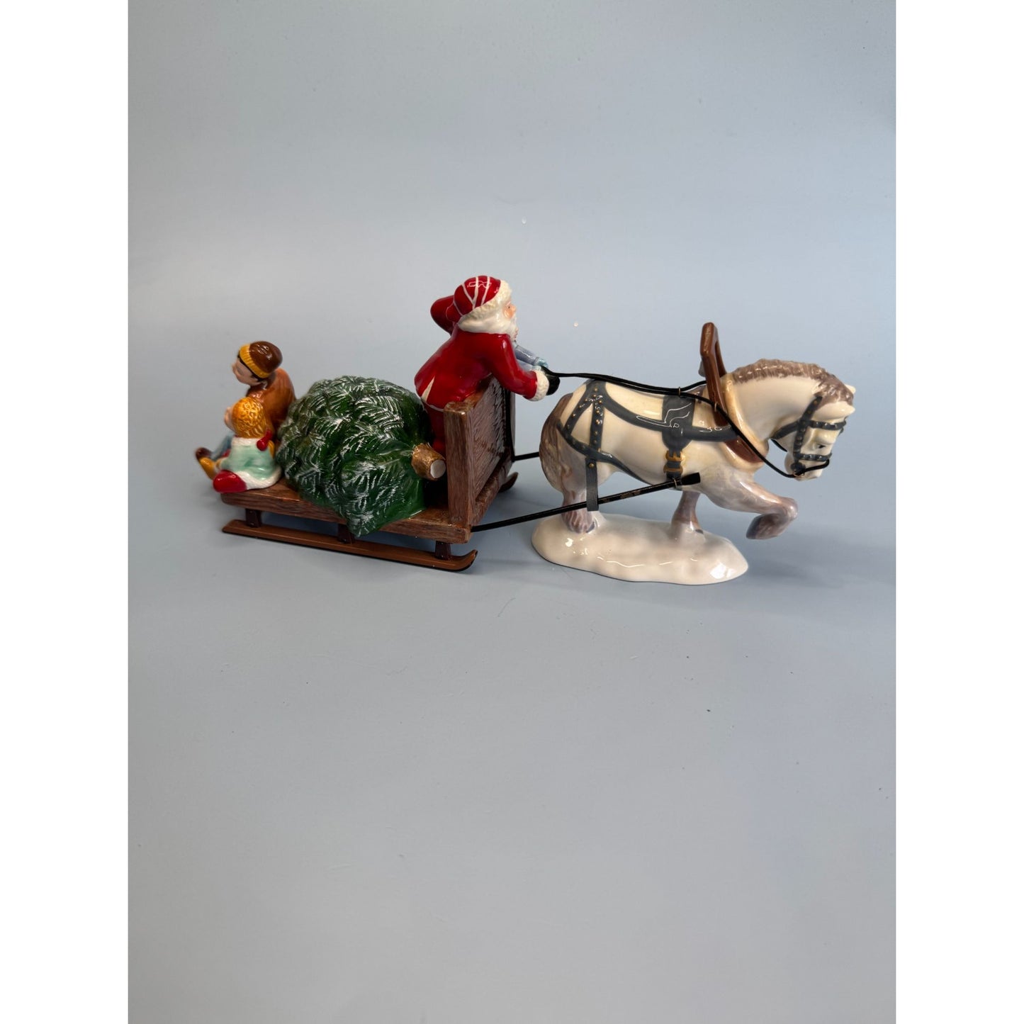 Department 56 Santa Claus On Horse-Drawn Sleigh Figurine w/Tree and Children