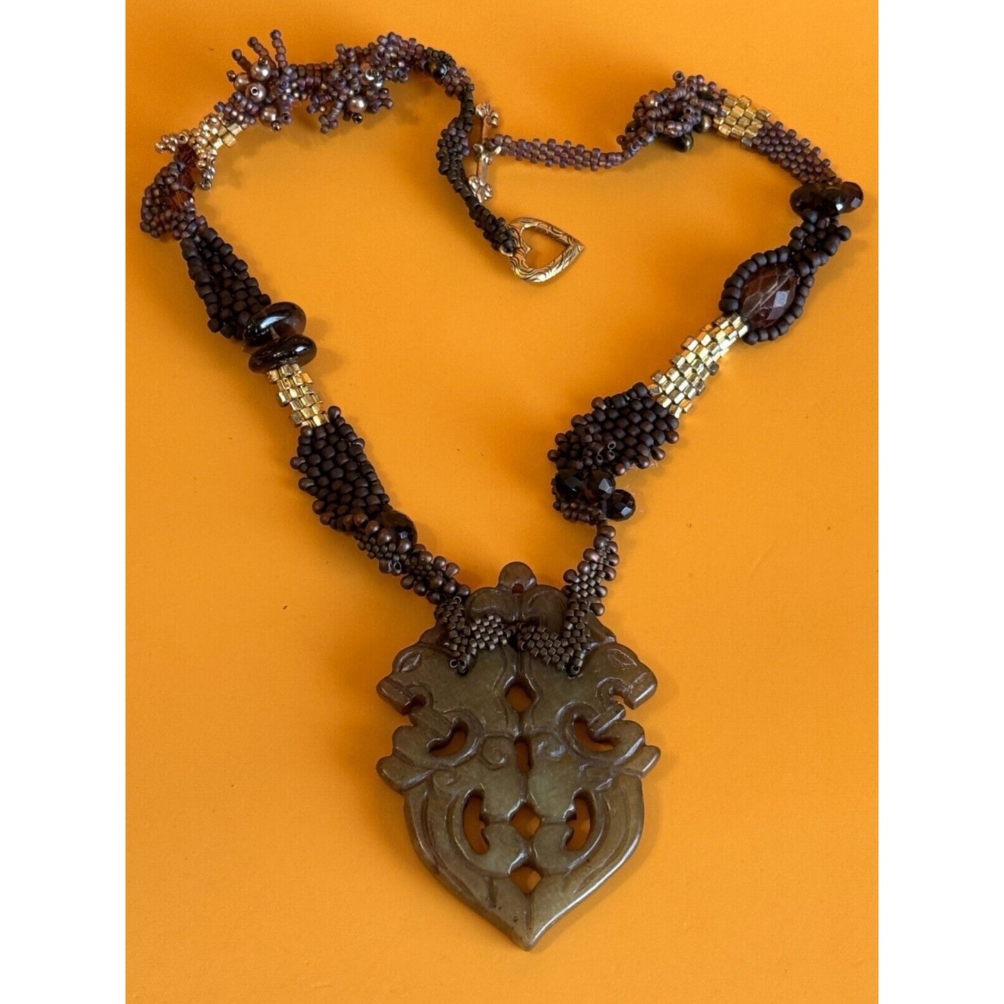Vintage Asian Agate Quartz Pendant Woven Glass Beaded Goldplated Necklace 17"