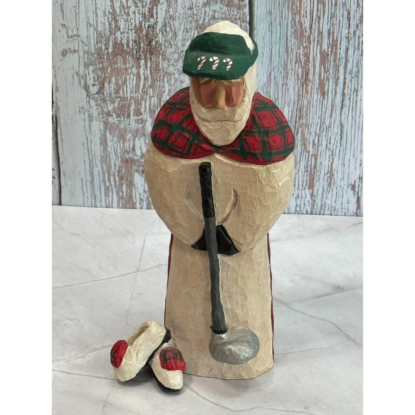 MacDonald Claus 1997 Carved Wood Scottish Golfer Figurine Scotland Signed Artist