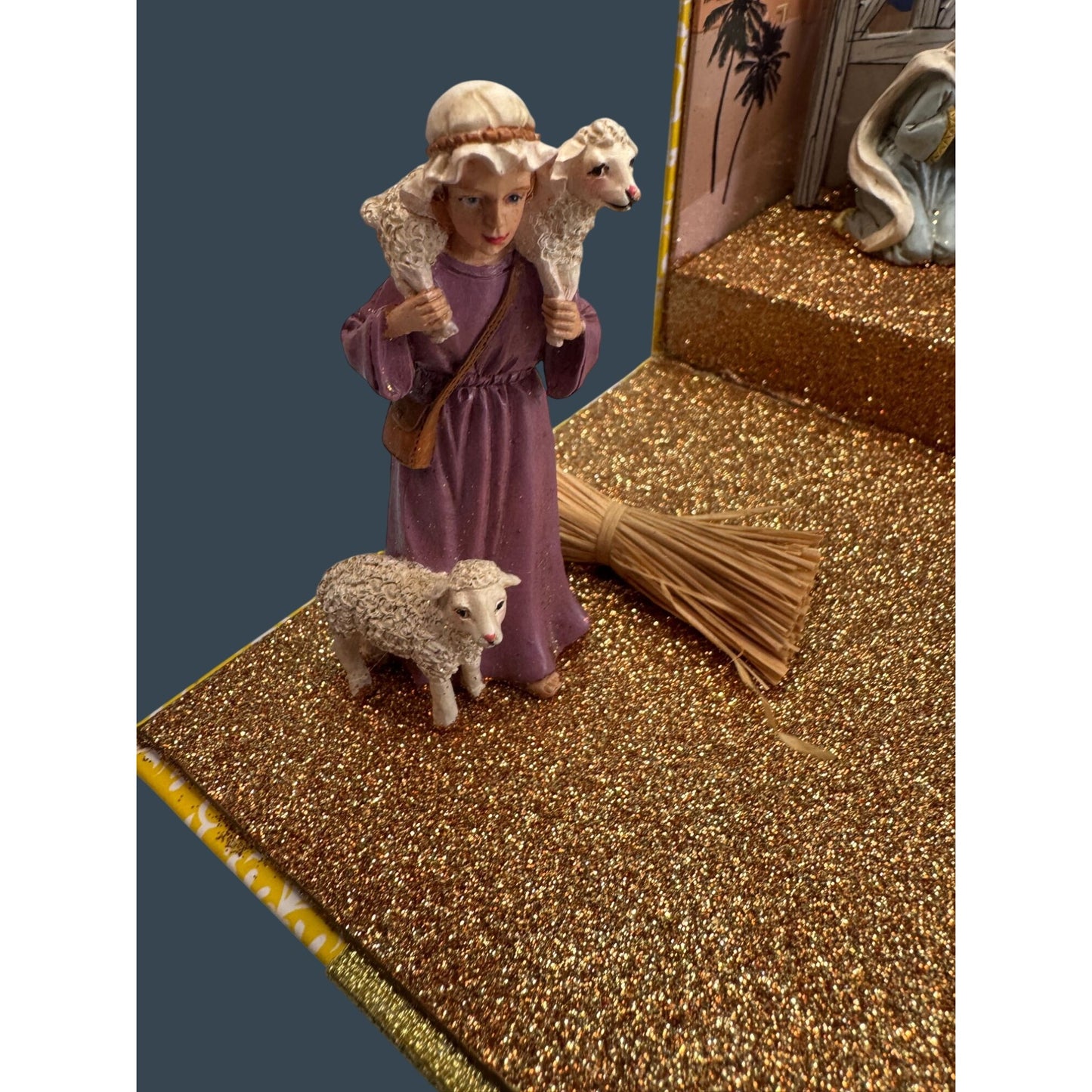 Musical Pop Up 3D Nativity Scene Decorative Box With Glitter Interior