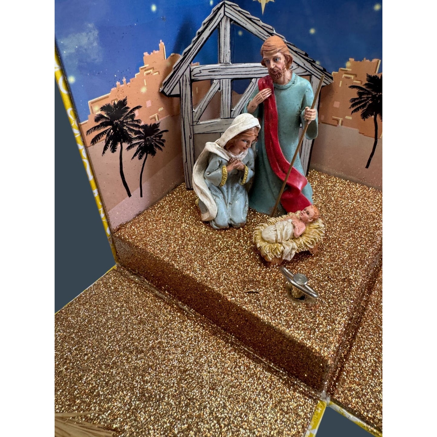 Musical Pop Up 3D Nativity Scene Decorative Box With Glitter Interior