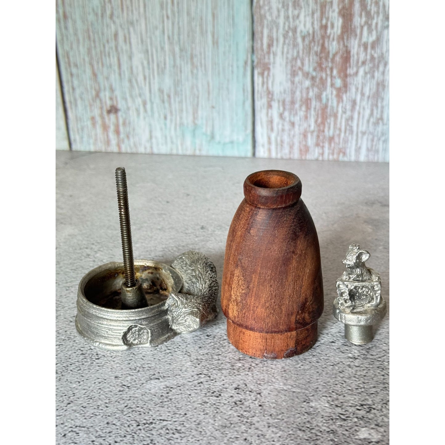 Vintage Kiefer Pewter & Wood Cat & Mouse Cinnamon Diffuser Air Refresher
