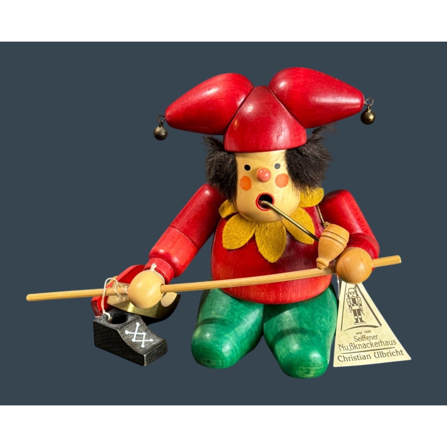 Christian Ulbricht Jester Smoker Woodcarver Rare Seiffen Germany 7" 9 1/2 w/Tags