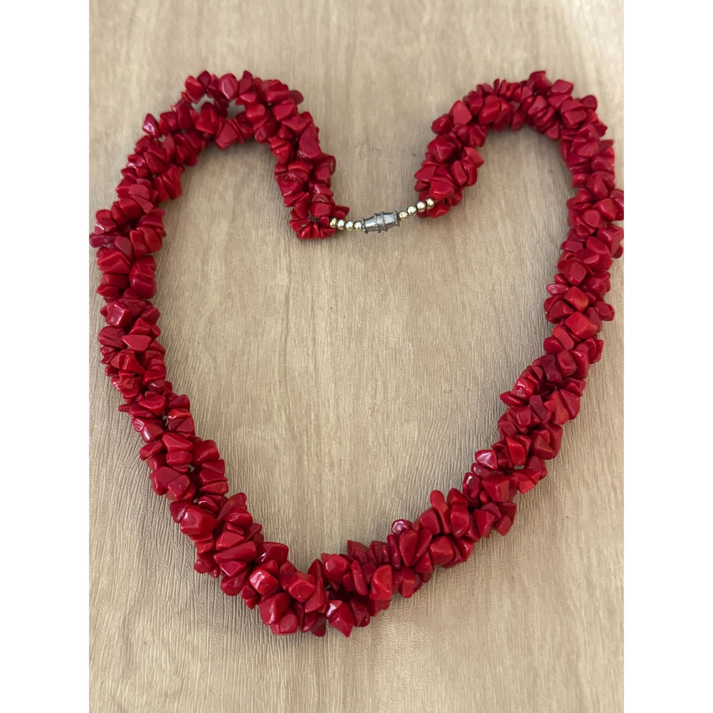 Dyed Red Coral Twisted Strands Beaded Necklace Screw Clasp 16"