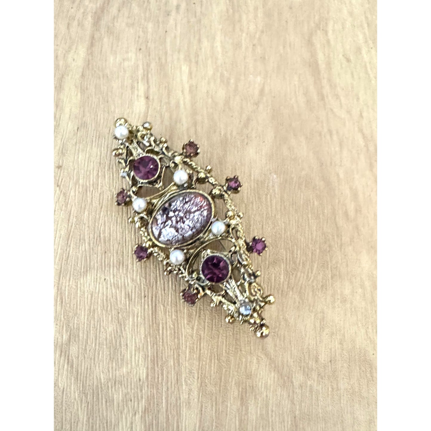Vintage Edwardian Brooch Amethyst Rhinestones Foil Center Tube Closure Gold Tone