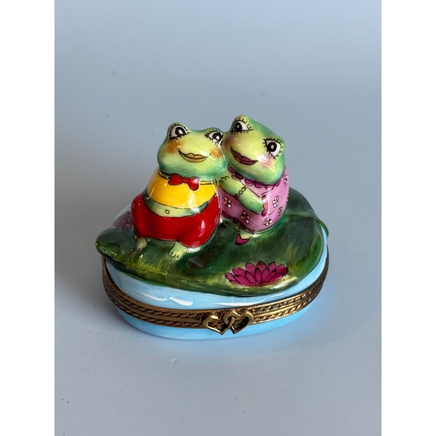 Hand-Painted Rochard Limoges France Frog Couple Porcelain Trinket Box