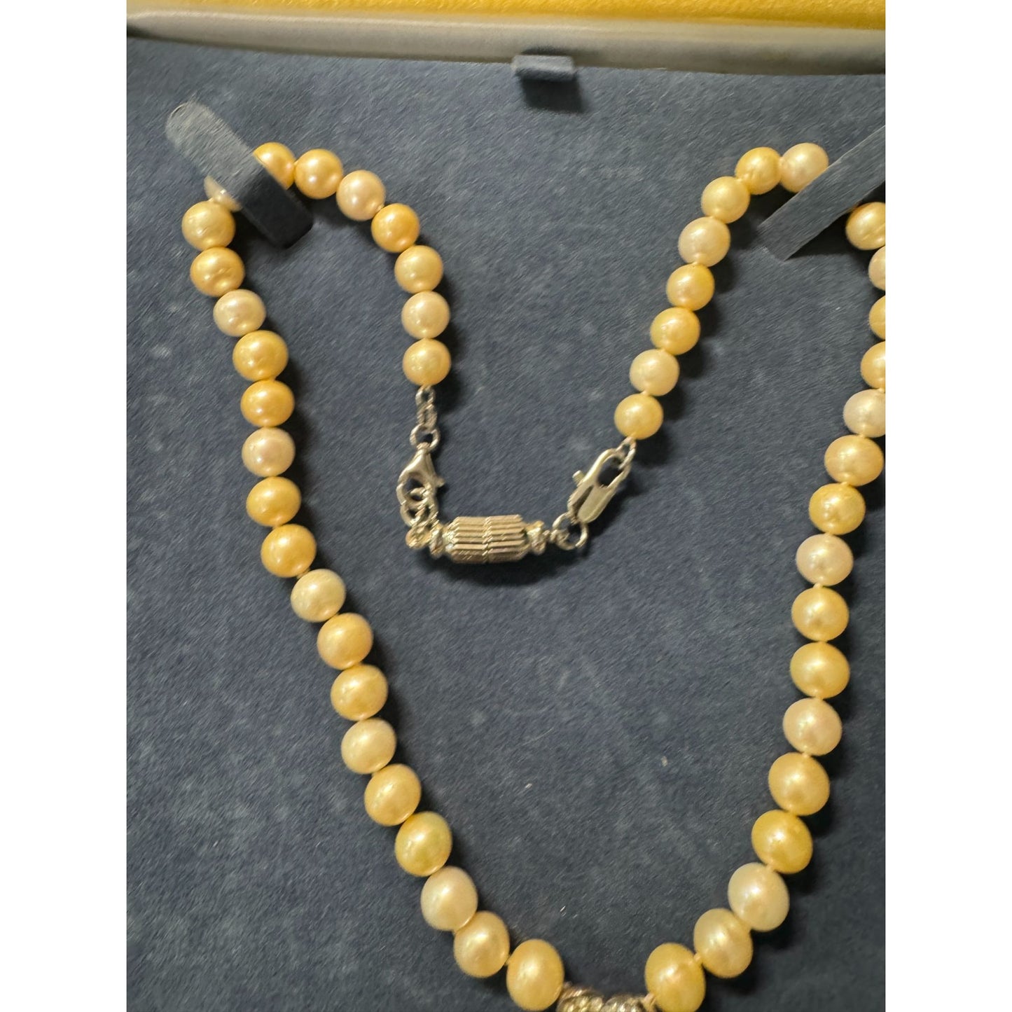 Bradford Exchange Golden Pearl Necklace Freshwater Pearls Swarovski Crystals 17"