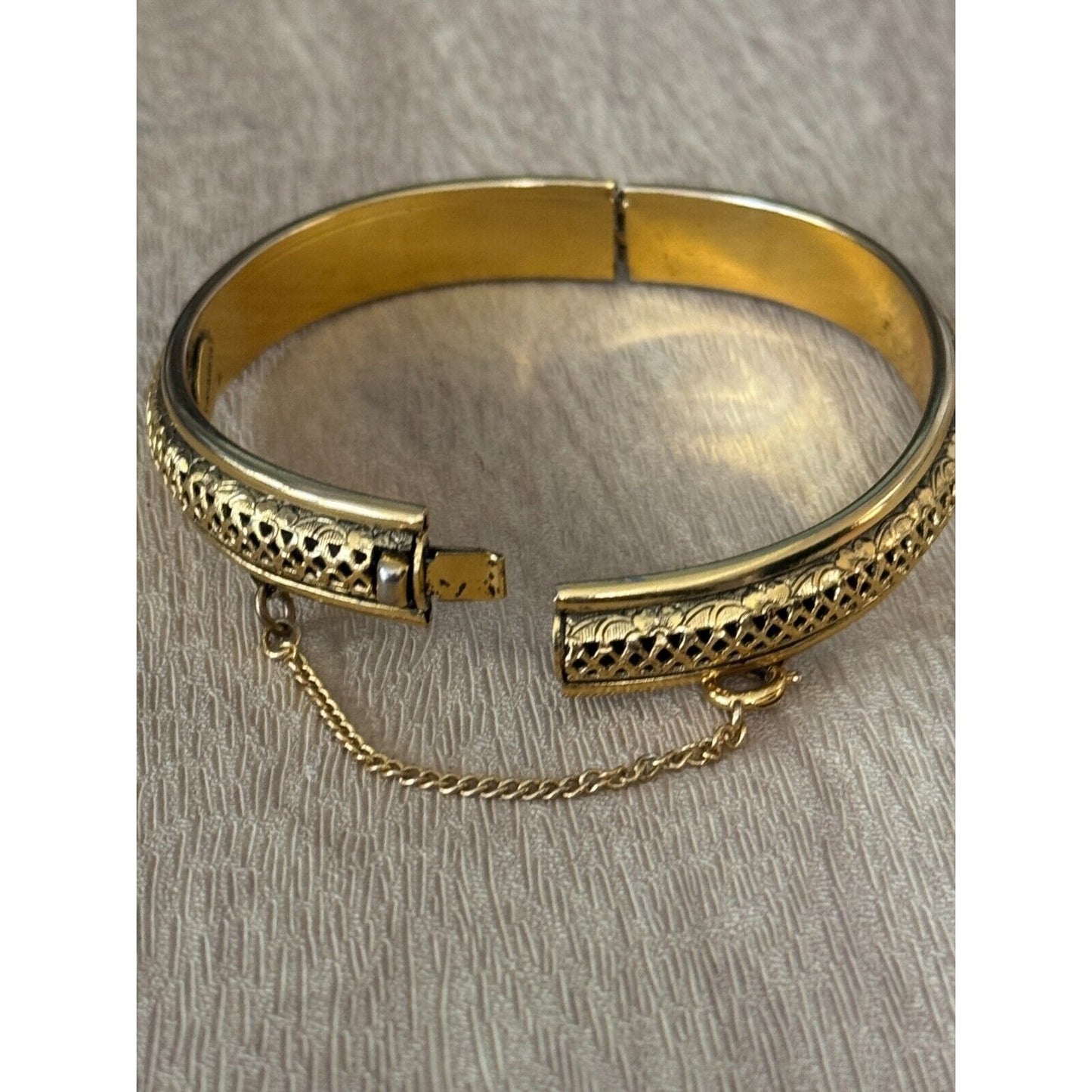Vintage Freirich Goldplated Hinged Bangle Bracelet W/Safety Chain Germany 7"