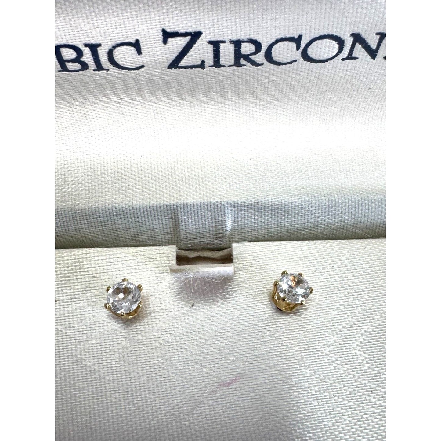Cubic Zirconia Clear Crystal Tennis Bracelet and Stud Earrings Boxed