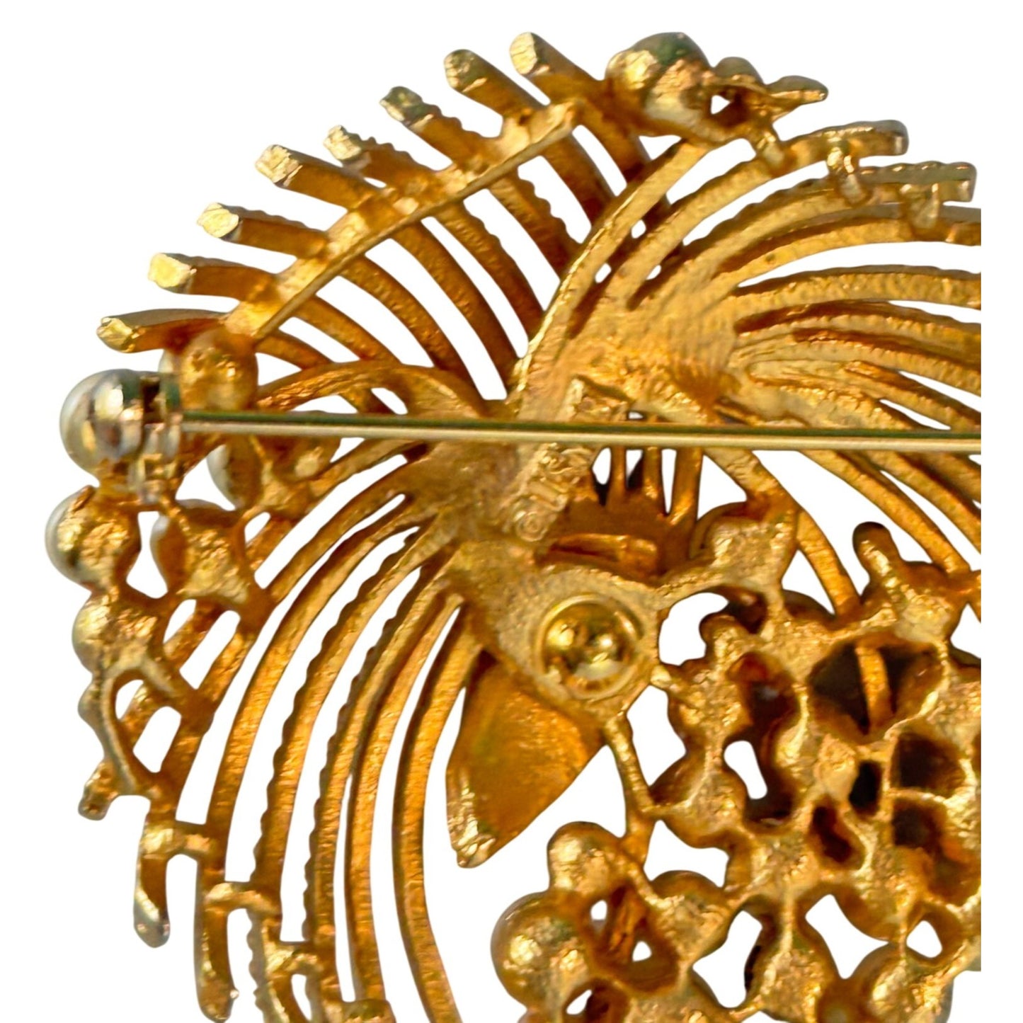 Vintage Lisner Midcentury Gold-Tone Brooch With Faux Pearls