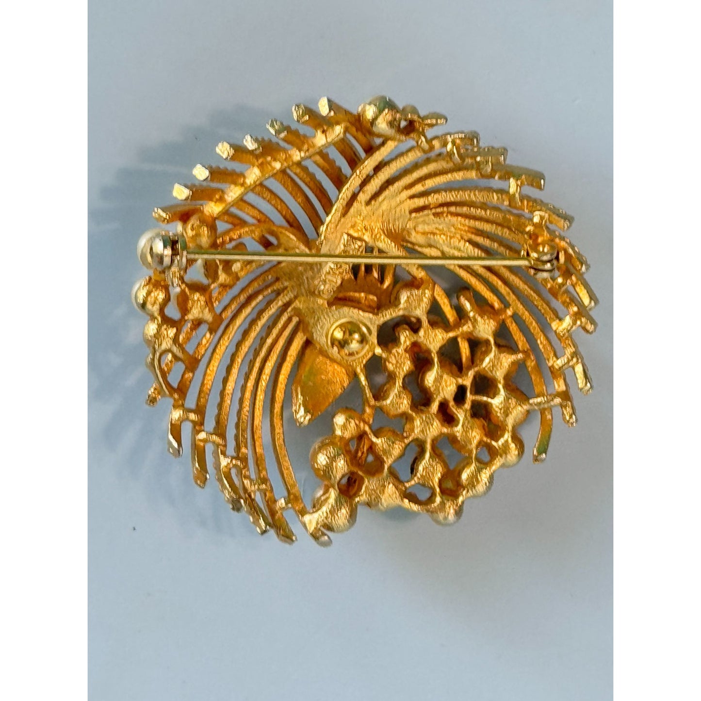 Vintage Lisner Midcentury Gold-Tone Brooch With Faux Pearls
