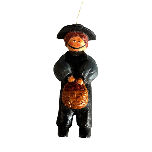 1993 Doris Williams Folk Art Pilgrim Ornament Black Wood Hand Painted 5 Inches