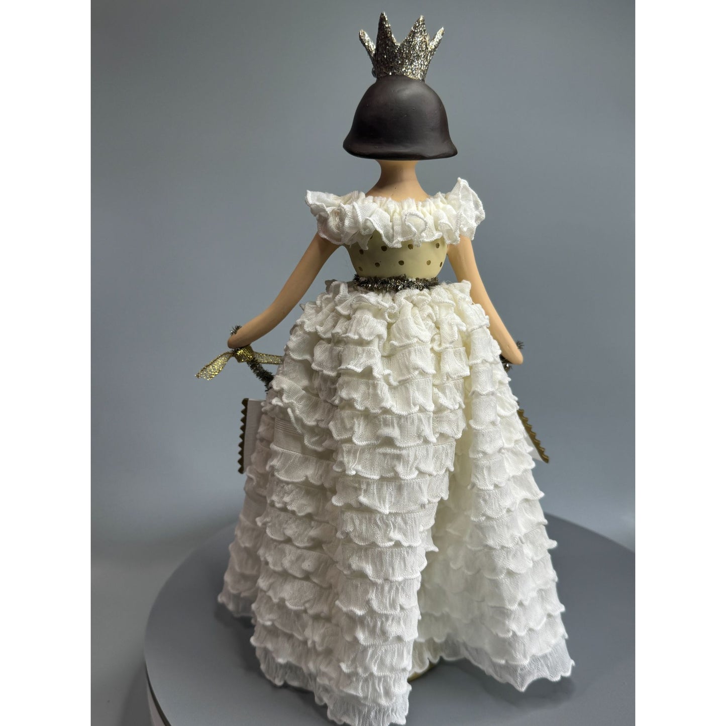 Heather Myers Christmas Queen Doll Merry Banner White Ruffle Dress 11.5" Signed