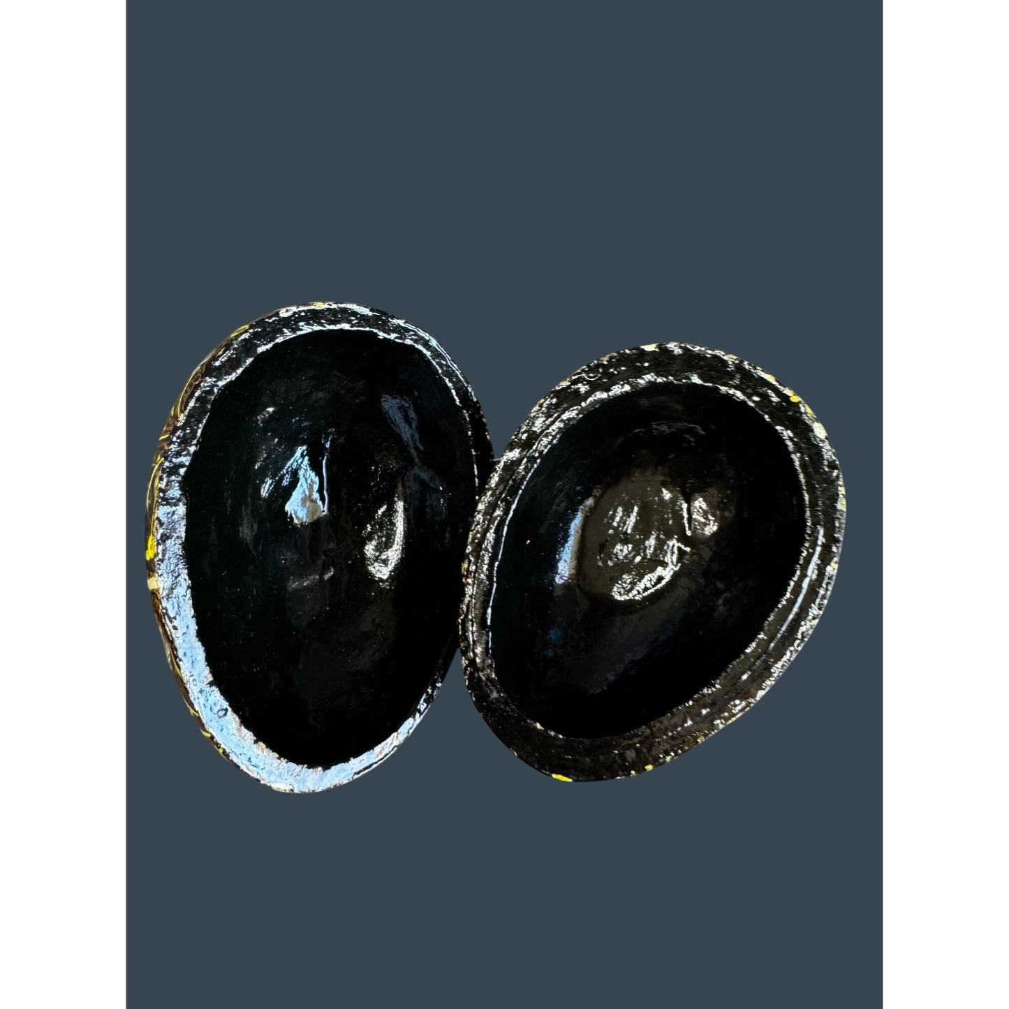 Sudha Style Hand Painted Papier Mache Rabbit Trinket Box Black Floral 4"