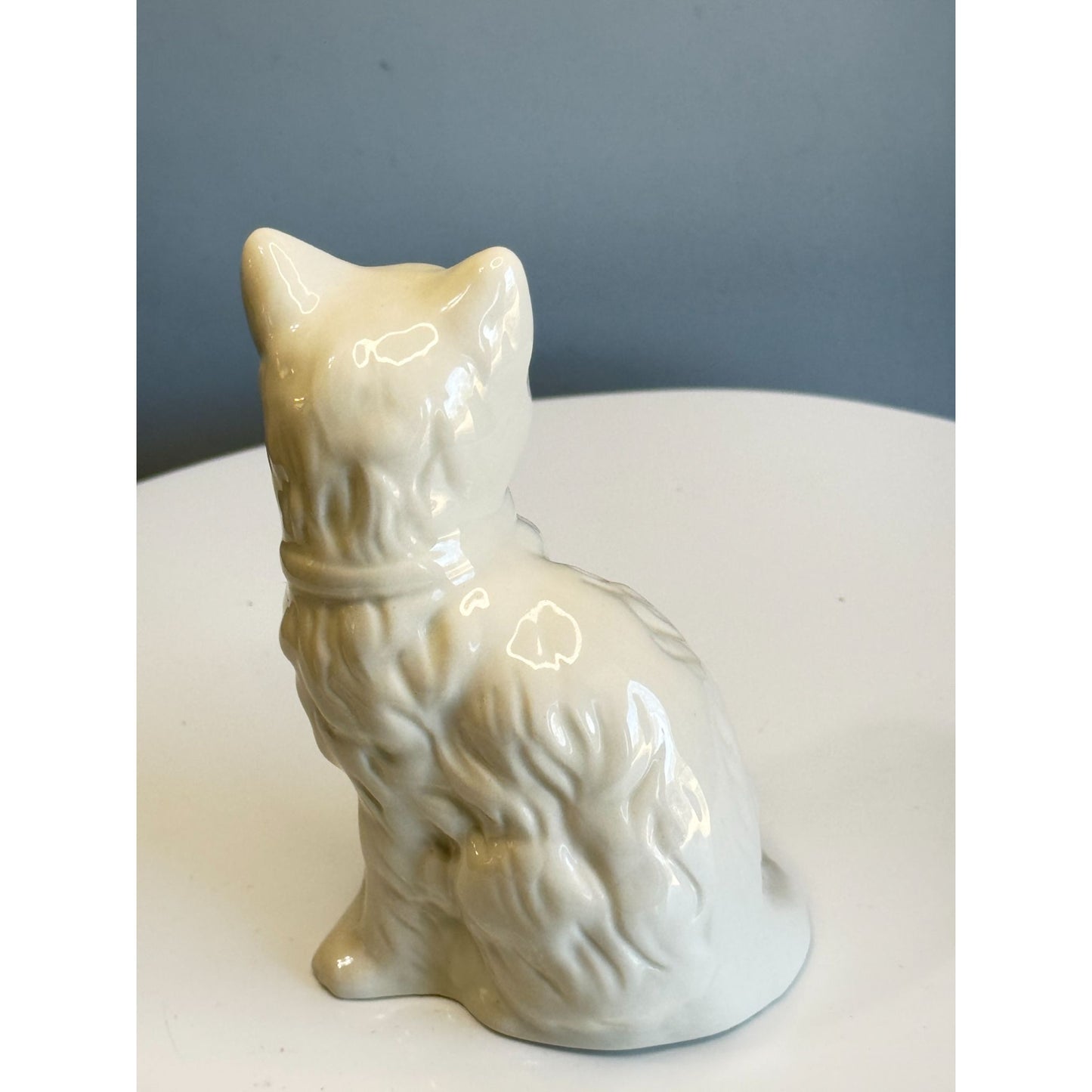 Belleek Irish Porcelain Cat Figurine Green Eyes Shamrock Bow Marked