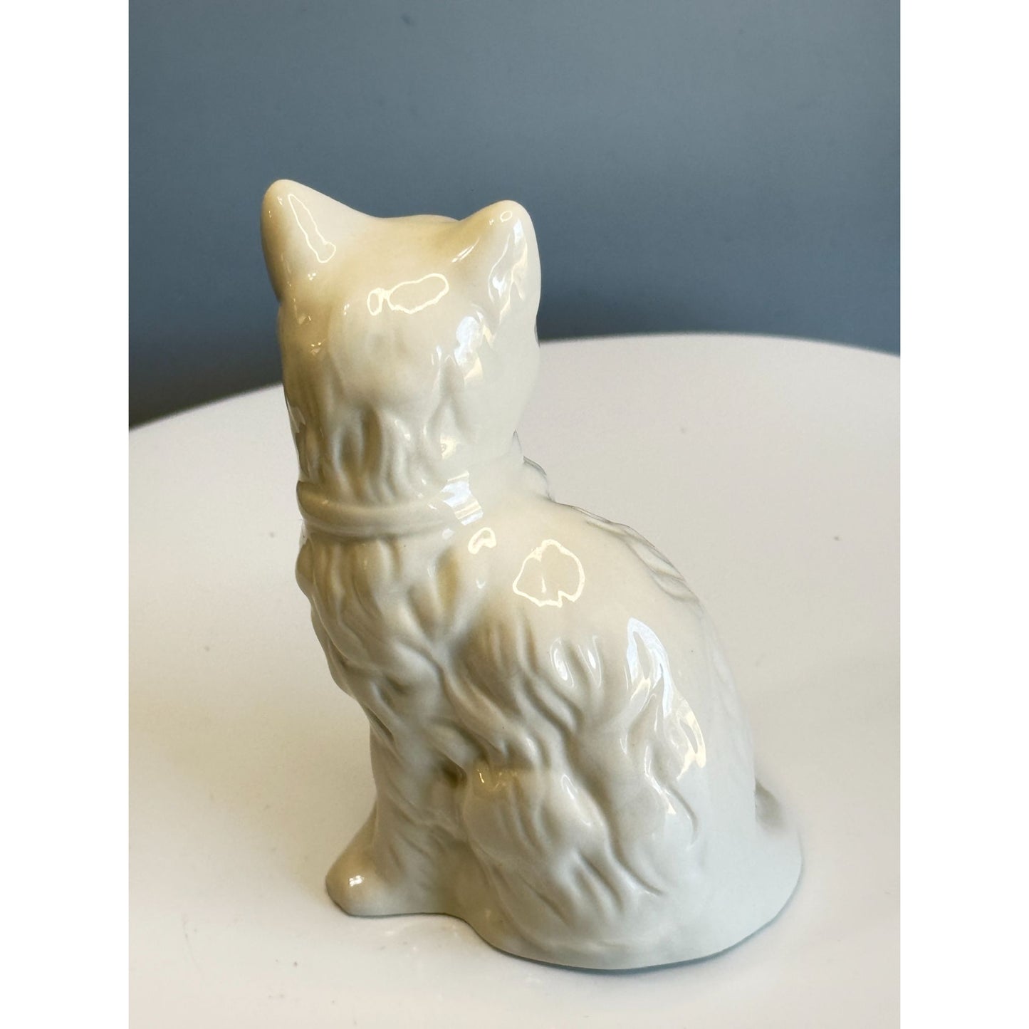 Belleek Irish Porcelain Cat Figurine Green Eyes Shamrock Bow Marked