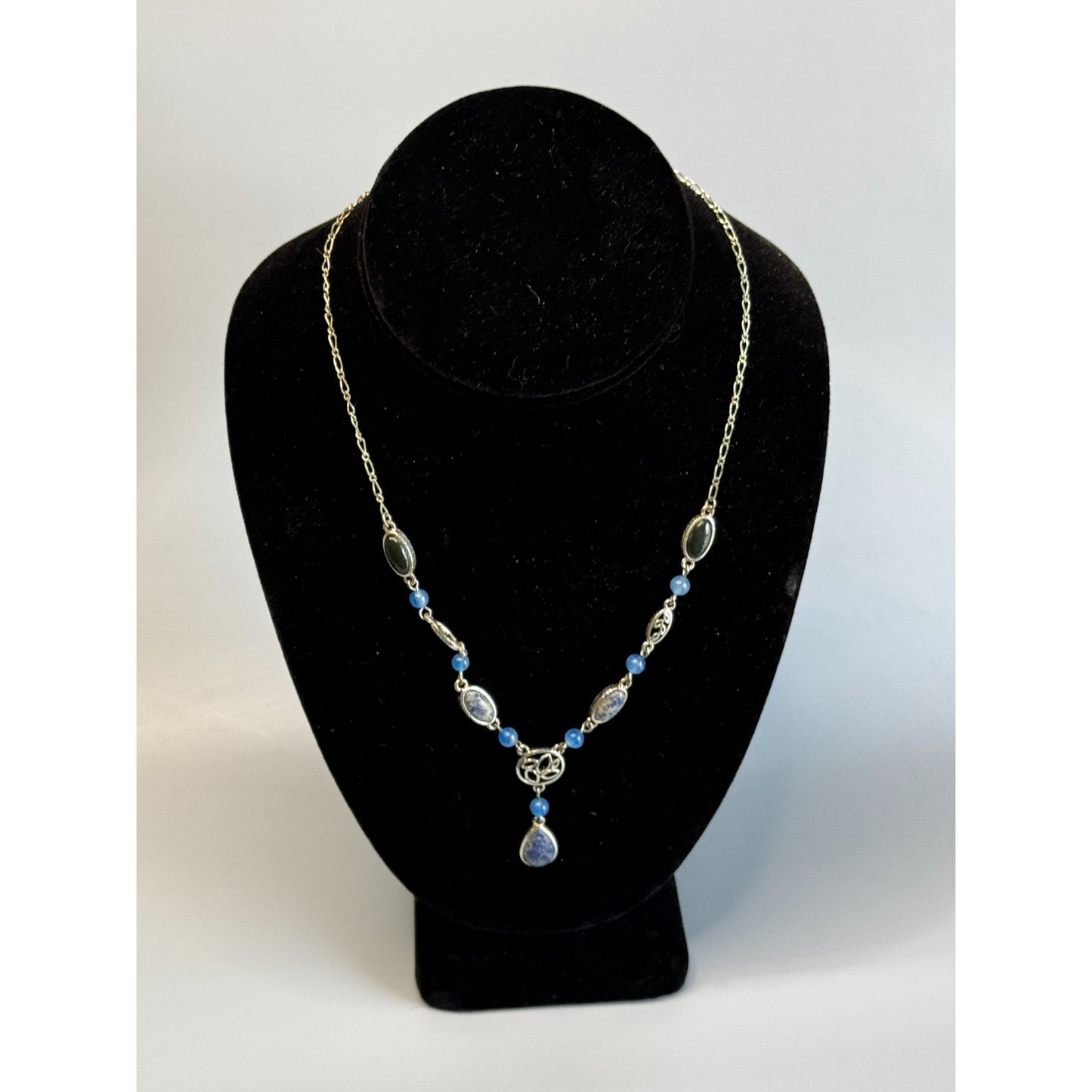 Vintage Lapis Lazuli Bead Necklace Silver Tone Celtic Knot Drop Pendant 16"