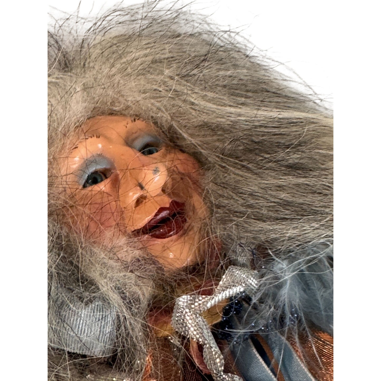 Marci Wolfe Rosezelda Flower Peddler Ornament Sculpted Face Glass Eyes Very Rare