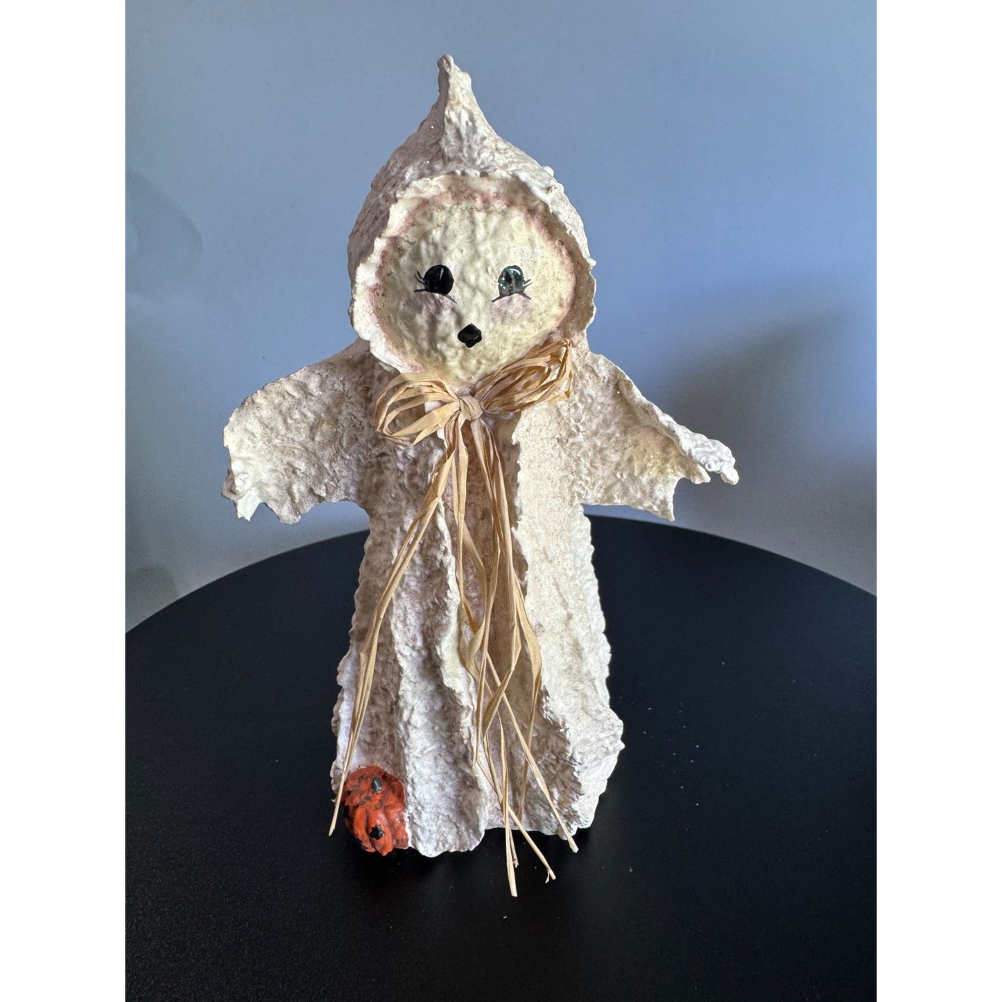 1997 Enesco Broomsnickle Ghost Figurine Linda Lindquist Baldwin 6 3/4"