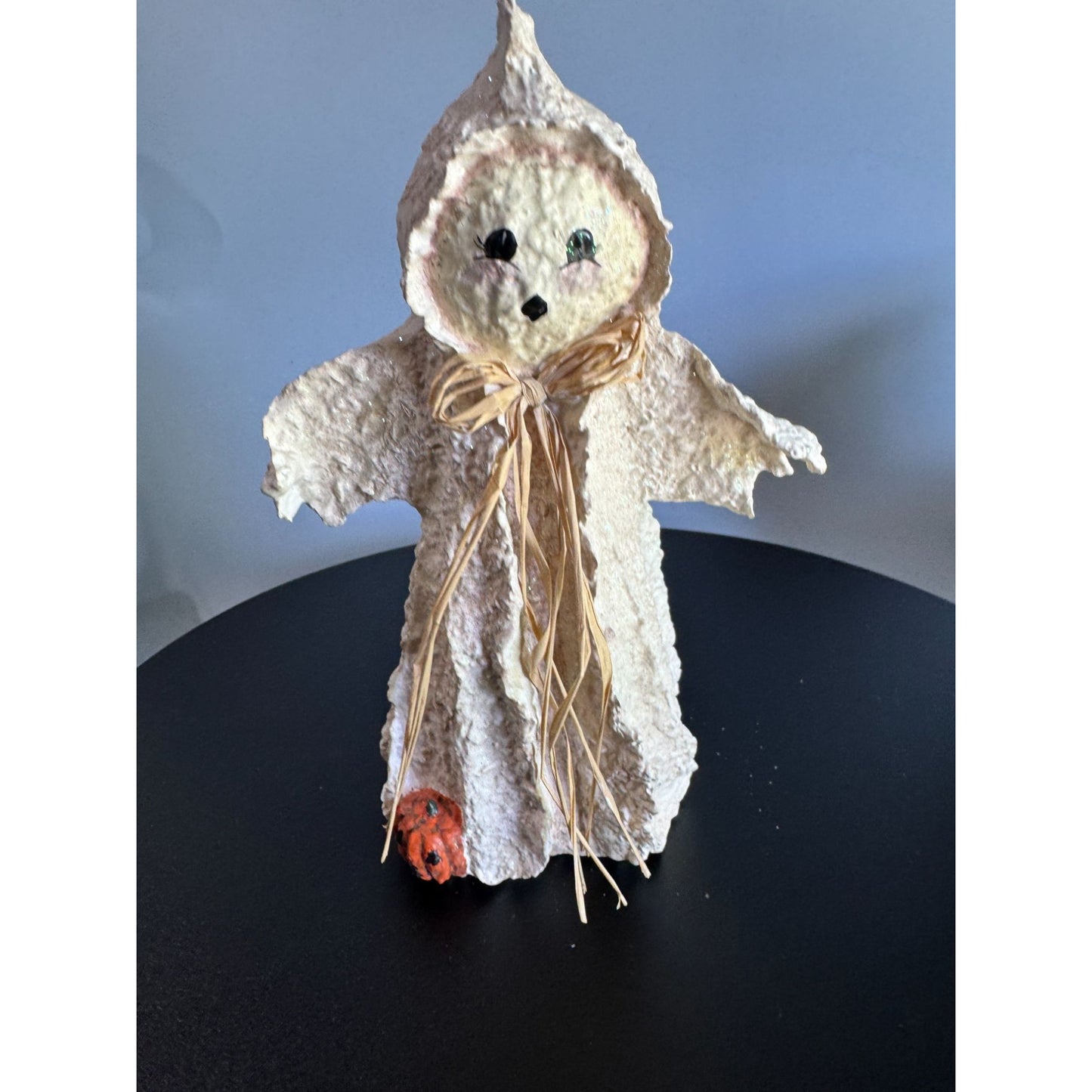 1997 Enesco Broomsnickle Ghost Figurine Linda Lindquist Baldwin 6 3/4"