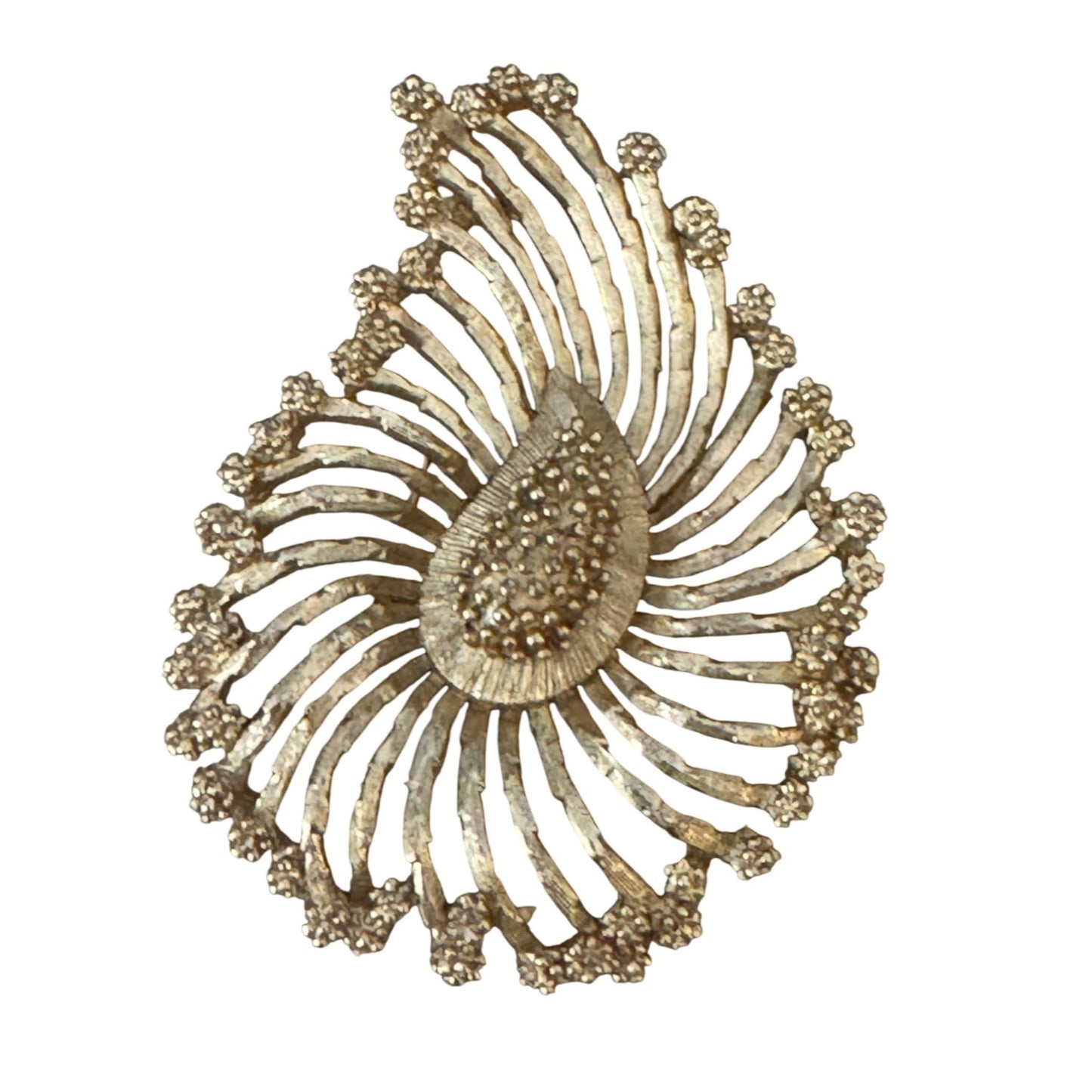 Lisner Vintage Gold Tone Brooch Pin Textured Metal Openwork 2 1/4" x 1 3/4"