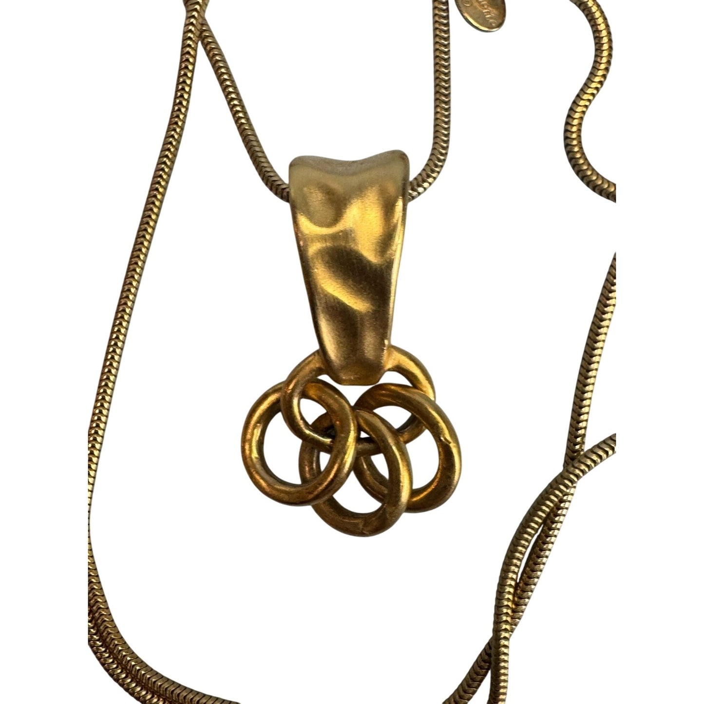 Paquette Designer Signed Necklace 28" Gold Tone Pendant With Interlocking Rings