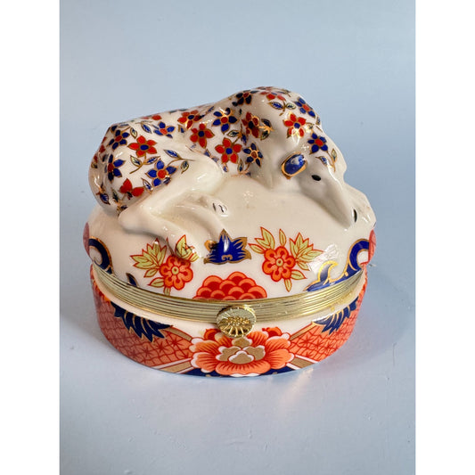 Andrea By Sadek Imari Style Dog Trinket Box 3 1/2"