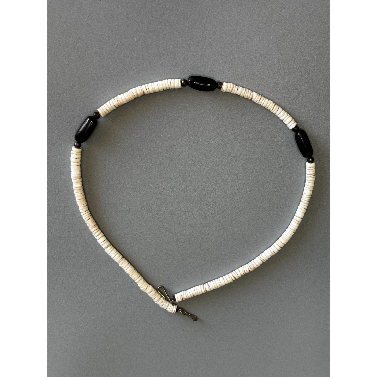 Vintage Spiny Oyster Shell Heishi Necklace w/ Black Dyed Shell Beads 17"