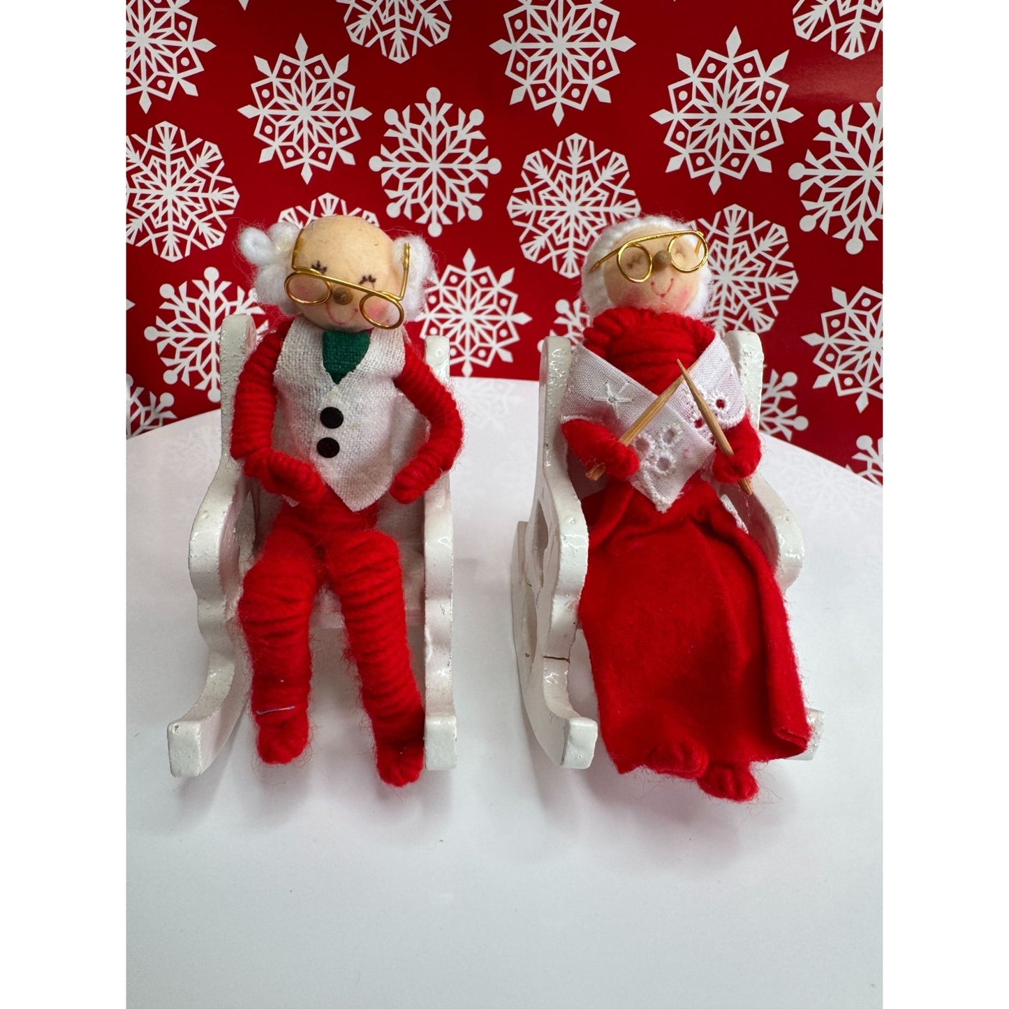Vintage Mr & Mrs Claus Christmas Figures Red Felt Rocking Chairs 4 Inches