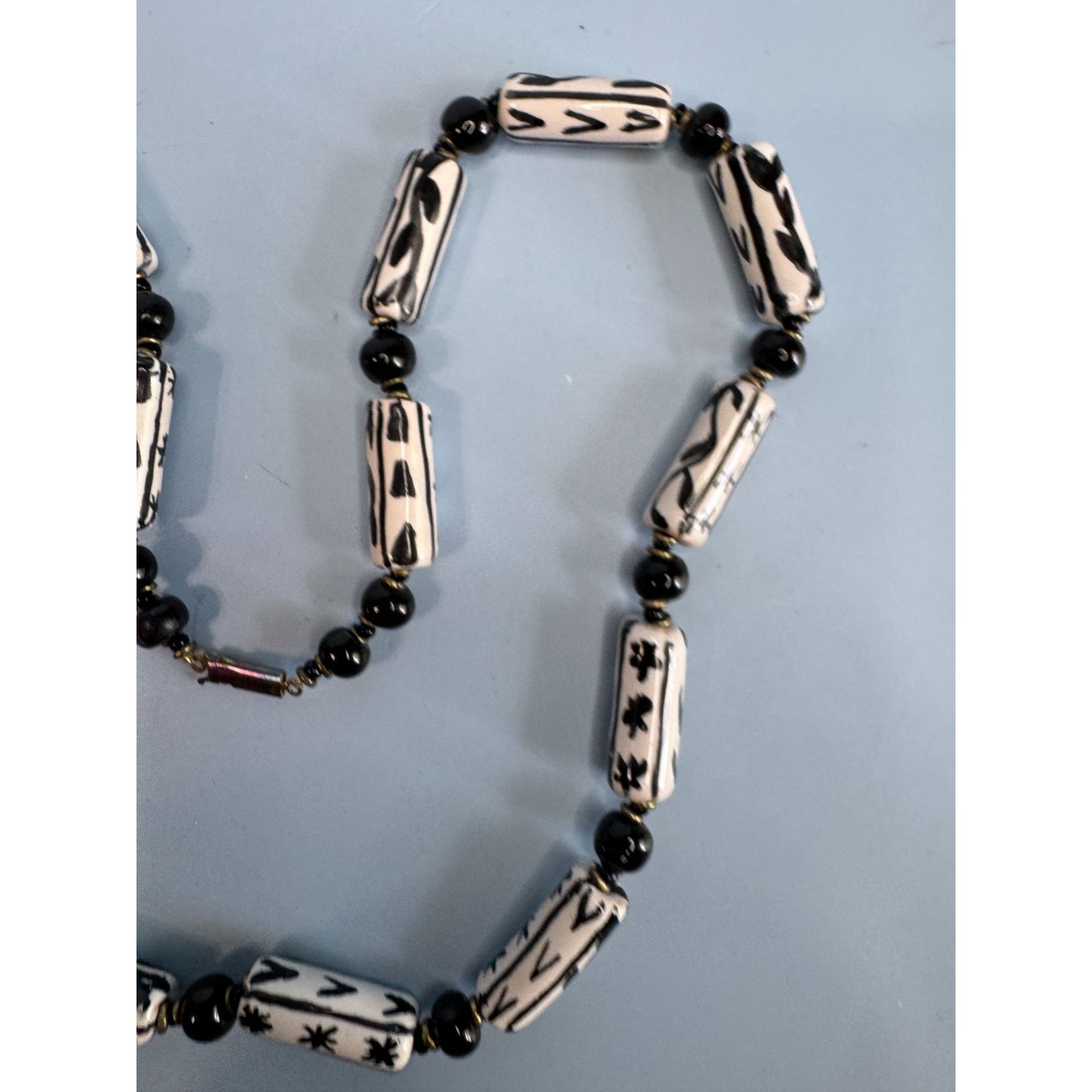 Handcrafted Black & White Glass Beaded Necklace With Unique Patterns