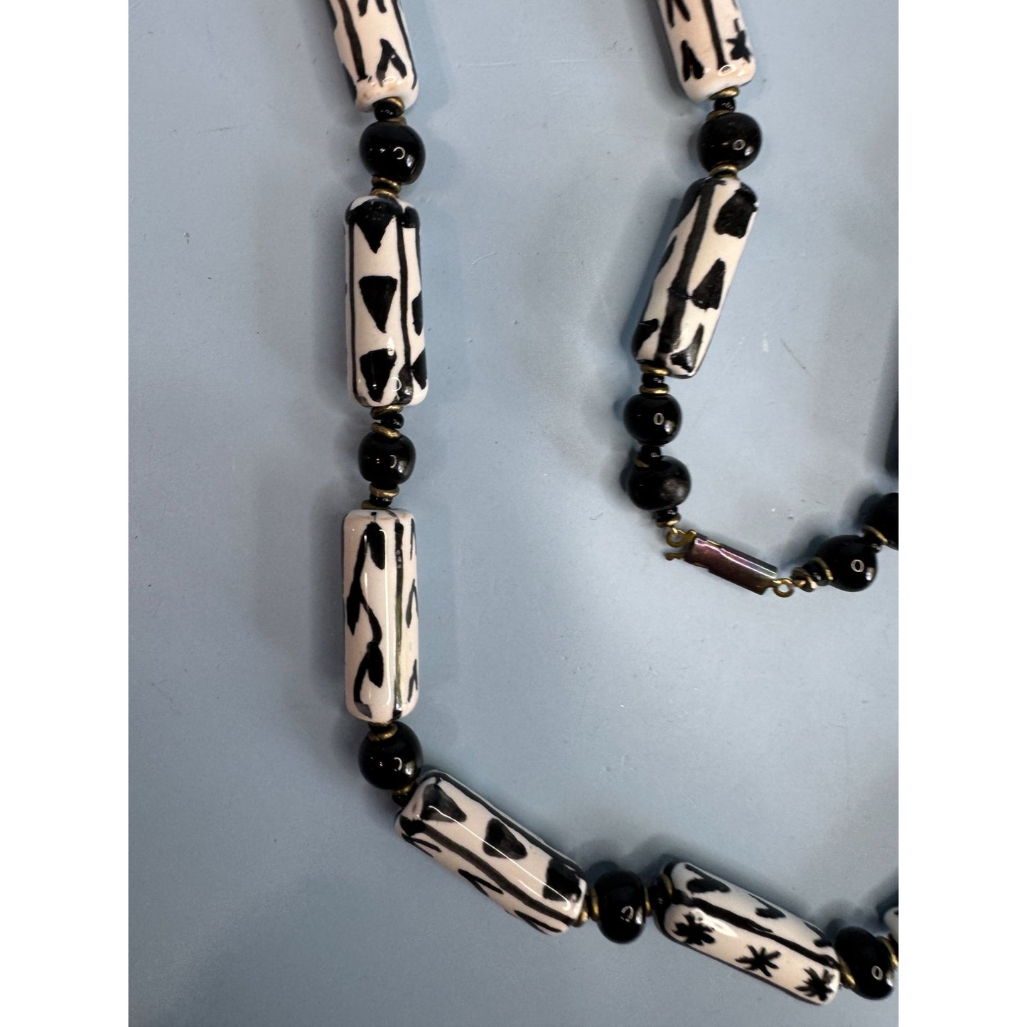 Handcrafted Black & White Glass Beaded Necklace With Unique Patterns