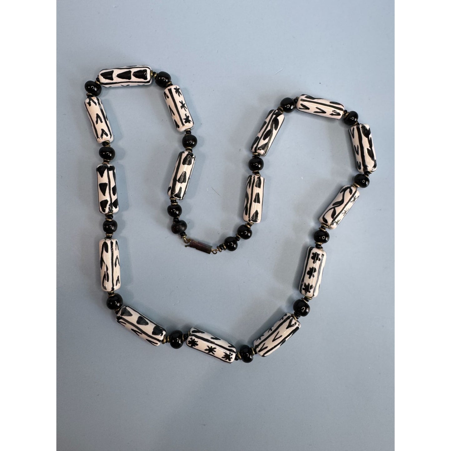 Handcrafted Black & White Glass Beaded Necklace With Unique Patterns