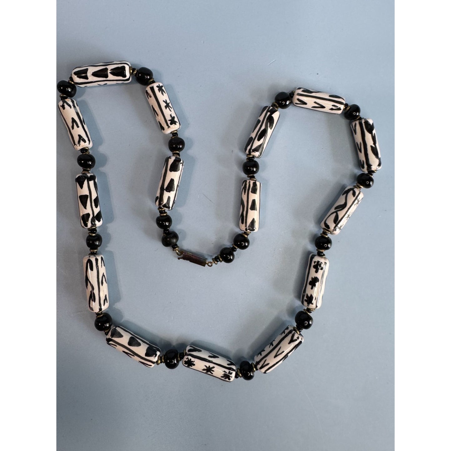 Handcrafted Black & White Glass Beaded Necklace With Unique Patterns