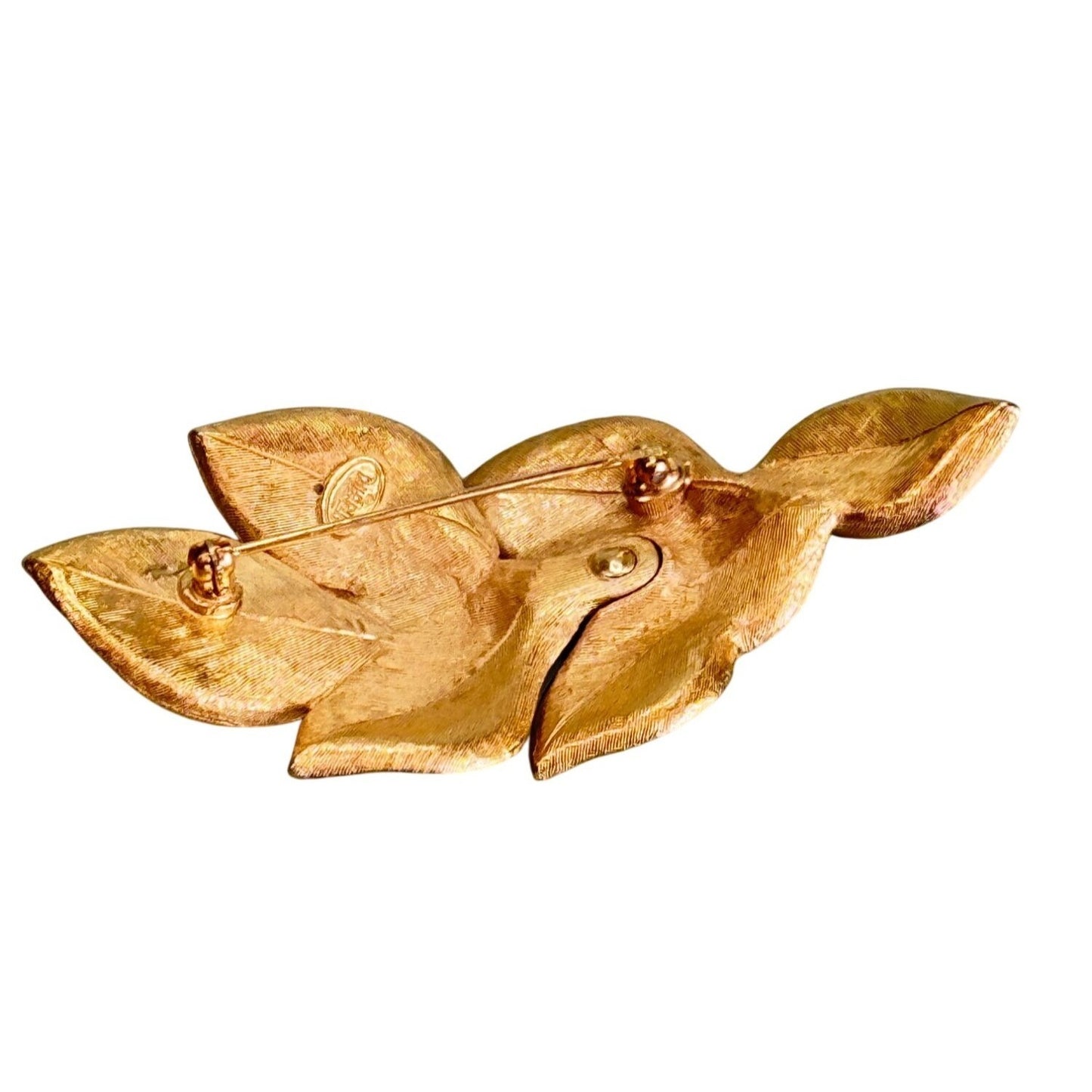 Vintage Trifari Gold-Tone Leaf Brooch Pin 3"
