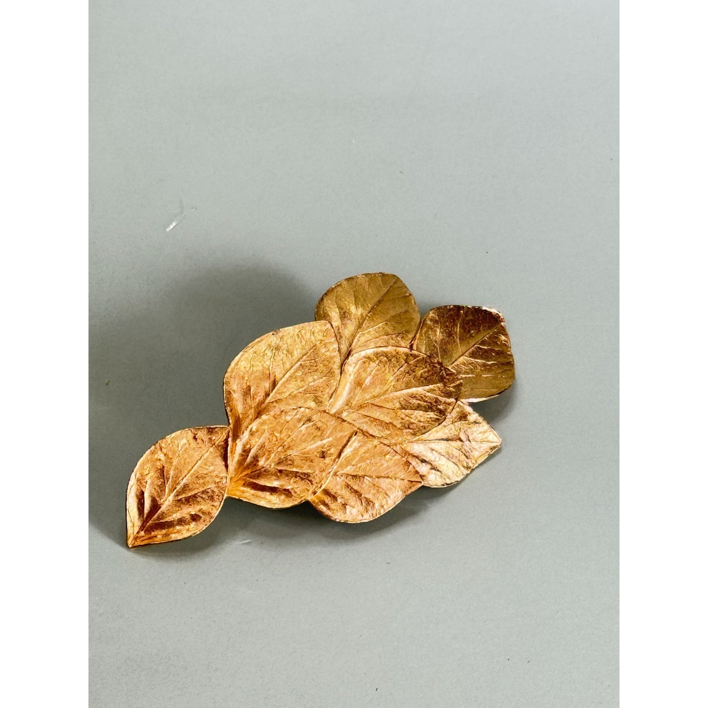 Vintage Trifari Gold-Tone Leaf Brooch Pin 3"