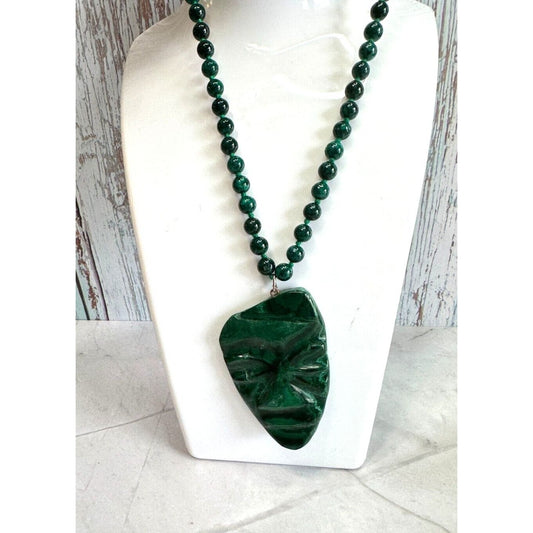 Vintage Artisan Carved Tribal Mask Malachite Stone Beaded Necklace Set 17"