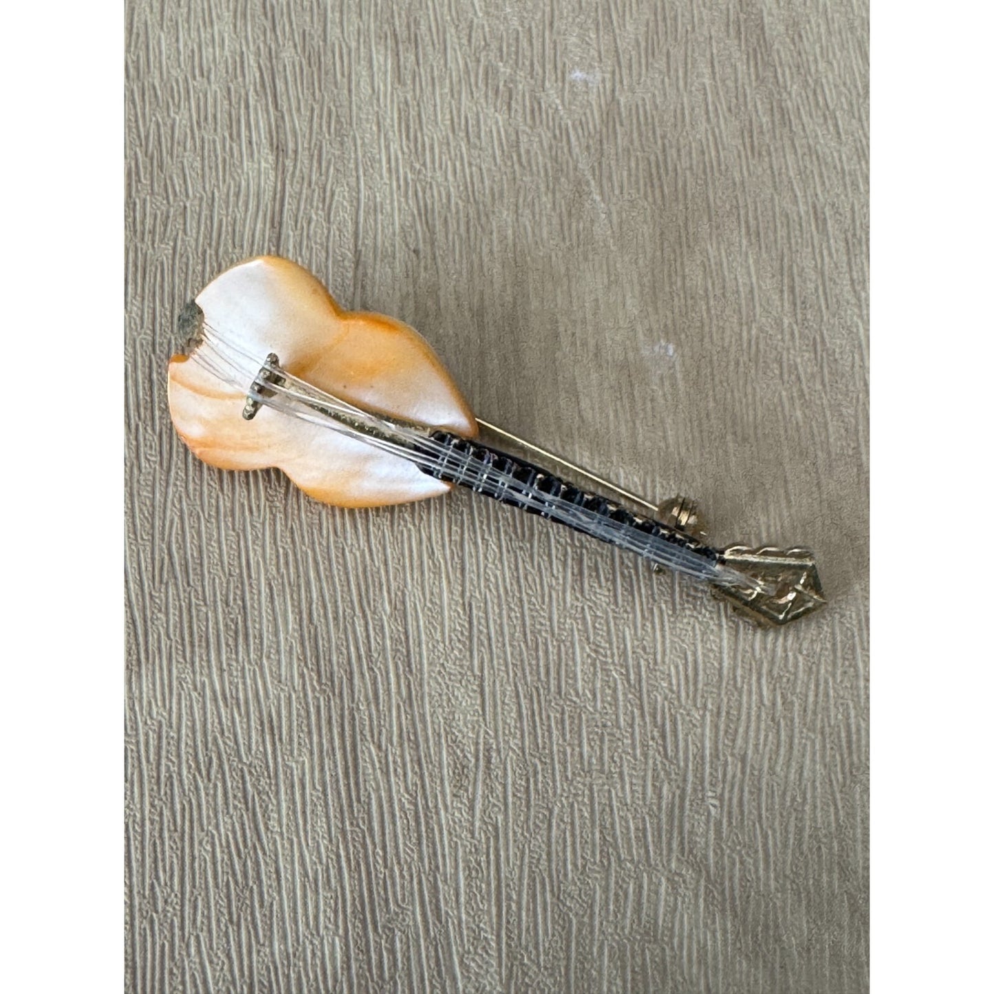 Title:  Vintage Abalone Shell Violin Brooch Gold Tone MOP Inlay 2 1/4"