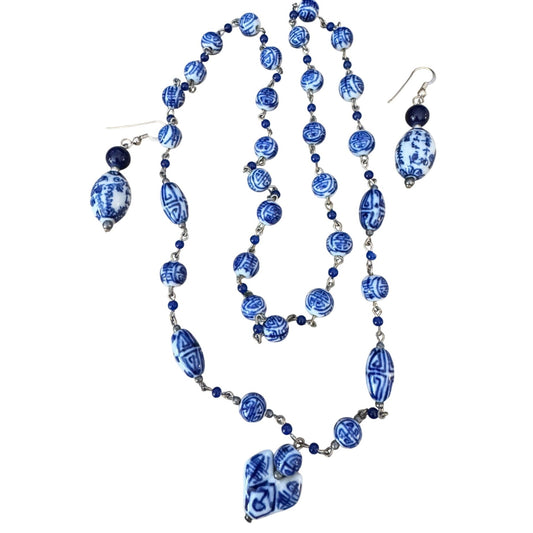 Vintage Chinese Painted Porcelain Bead Necklace & Earrings Blue White 25"