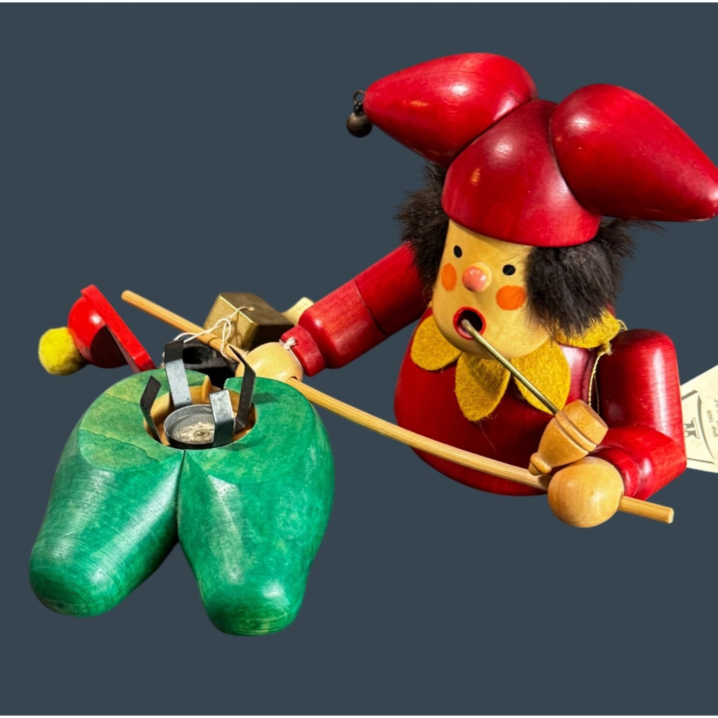 Christian Ulbricht Jester Smoker Woodcarver Rare Seiffen Germany 7" 9 1/2 w/Tags