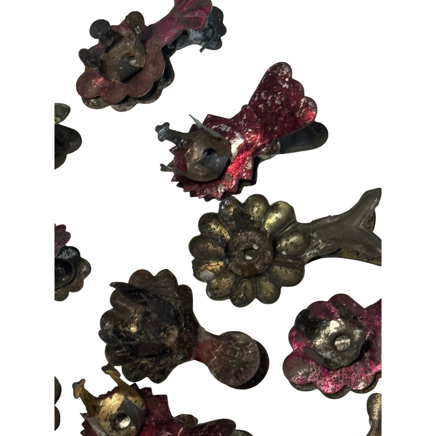 Antique Lot Of 16 Metal Christmas Tree Candle Clips Flower Leaf Holders