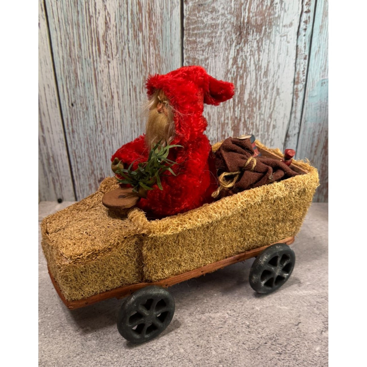 Bethany Lowe German Santa Claus In Loofah Wagon With Toys Tag Missing